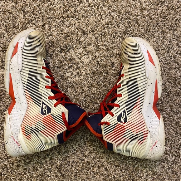 Curry 2.5 Shoes LIMITED EDITION - Picture 1 of 2